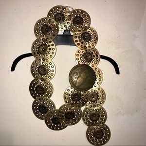 🏵 Gold metallic metal buckle belt